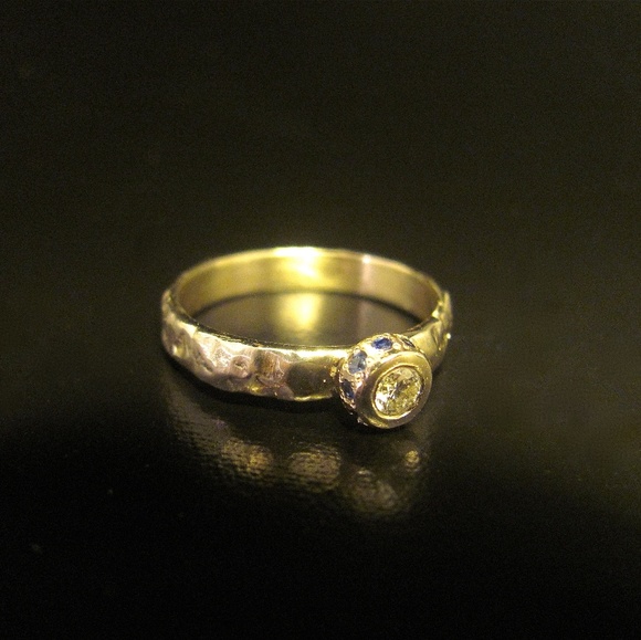 Engagement ring. - Picture 4 of 8